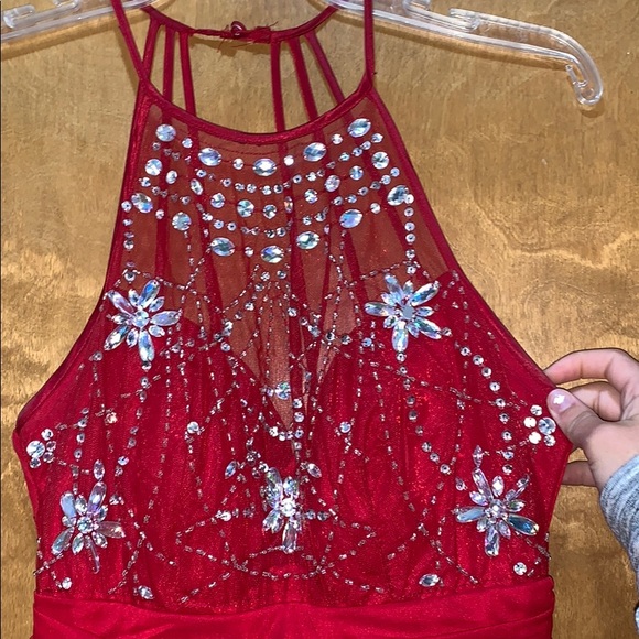 B. Darlin long red prom dress - Picture 2 of 6